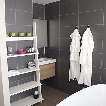Naturisme Ilmatar, Clothing Optional 5*